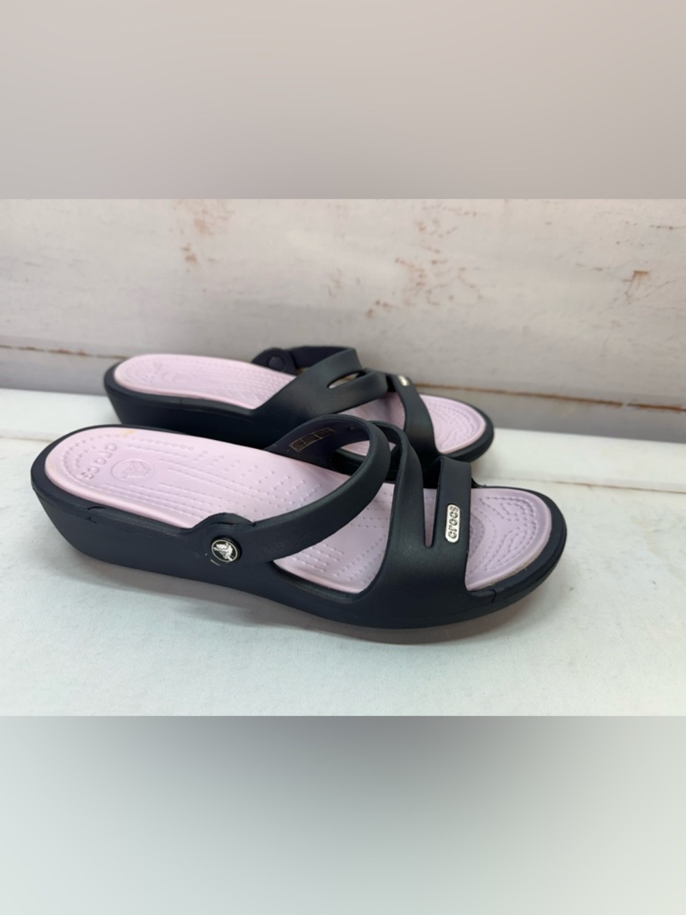 Crocs Patricia Twist Wedge Sandal Women’s Size 7 Purple Navy Slip On Comfort